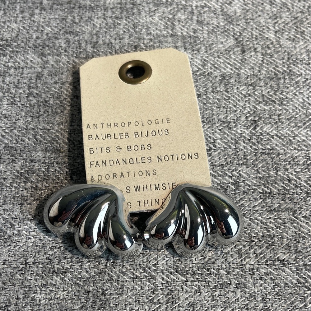 Anthropologie Silver Fanned Out Earrings.NWT